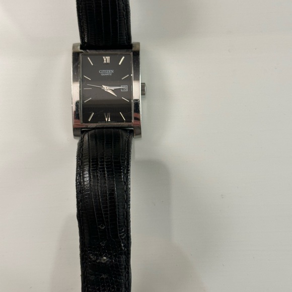 Citizen unisex watch with elegant black strap - Picture 2 of 5